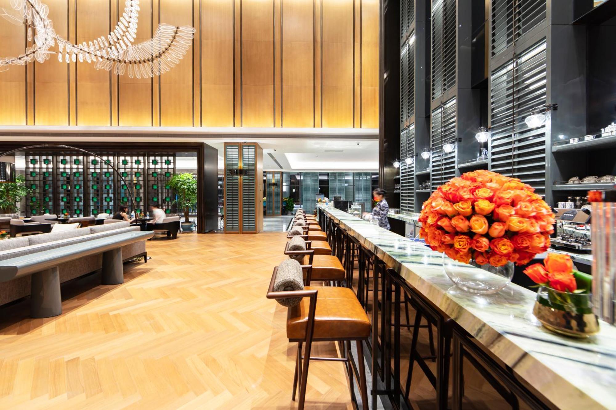 Wyndham Grand Plaza Royale Hot Springs Fenghuang Hotel Buitenkant foto